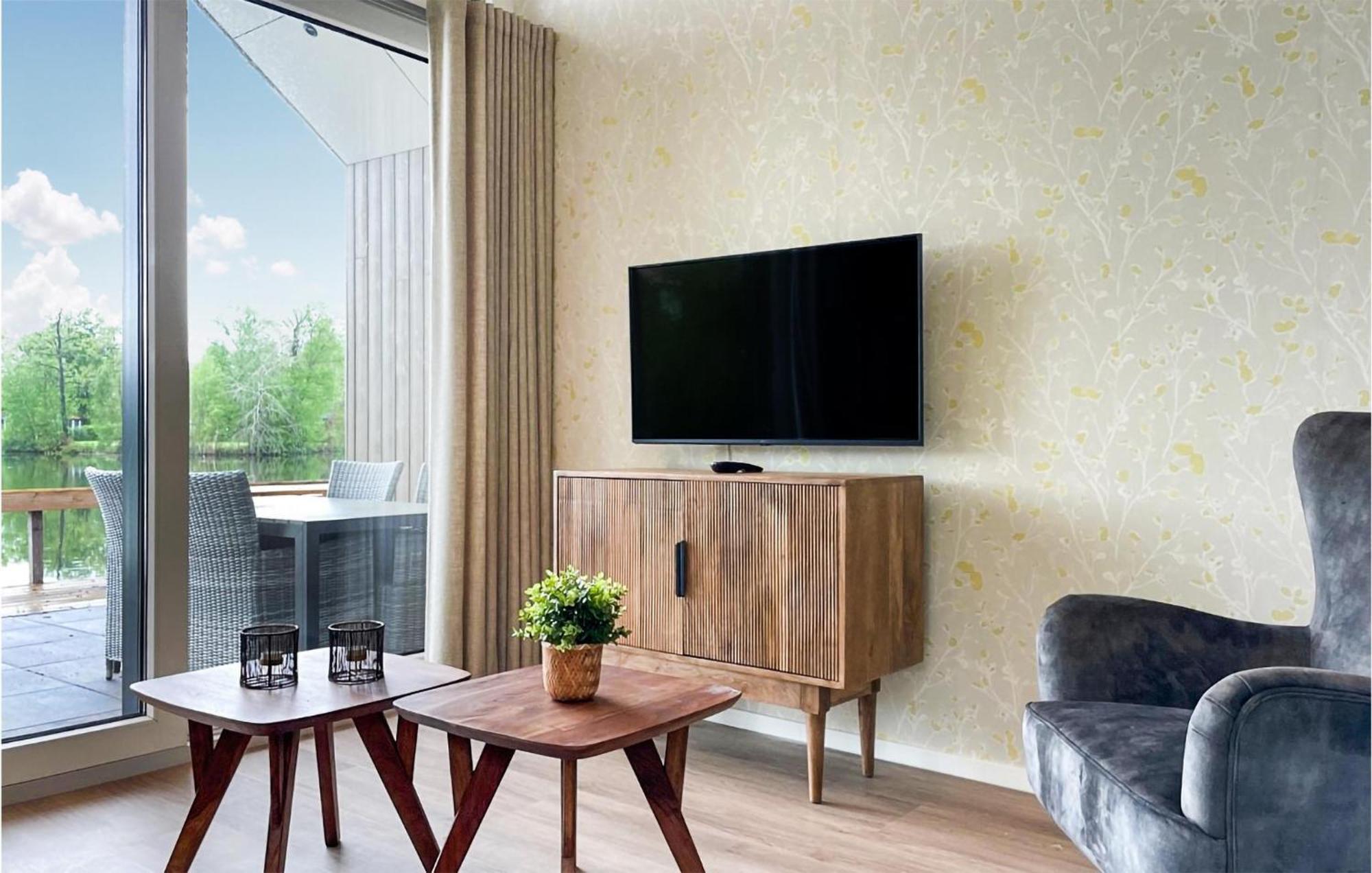 Cozy Home In Oosterwolde With Sauna Dış mekan fotoğraf