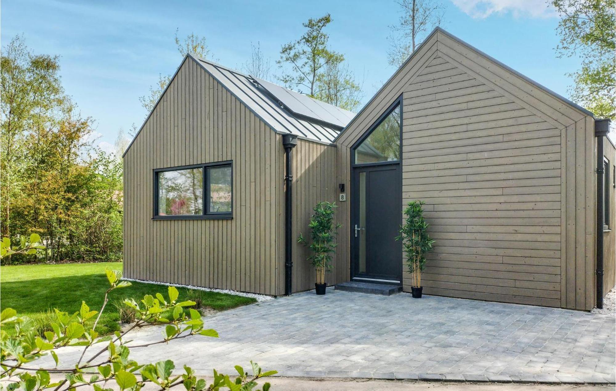 Cozy Home In Oosterwolde With Sauna Dış mekan fotoğraf