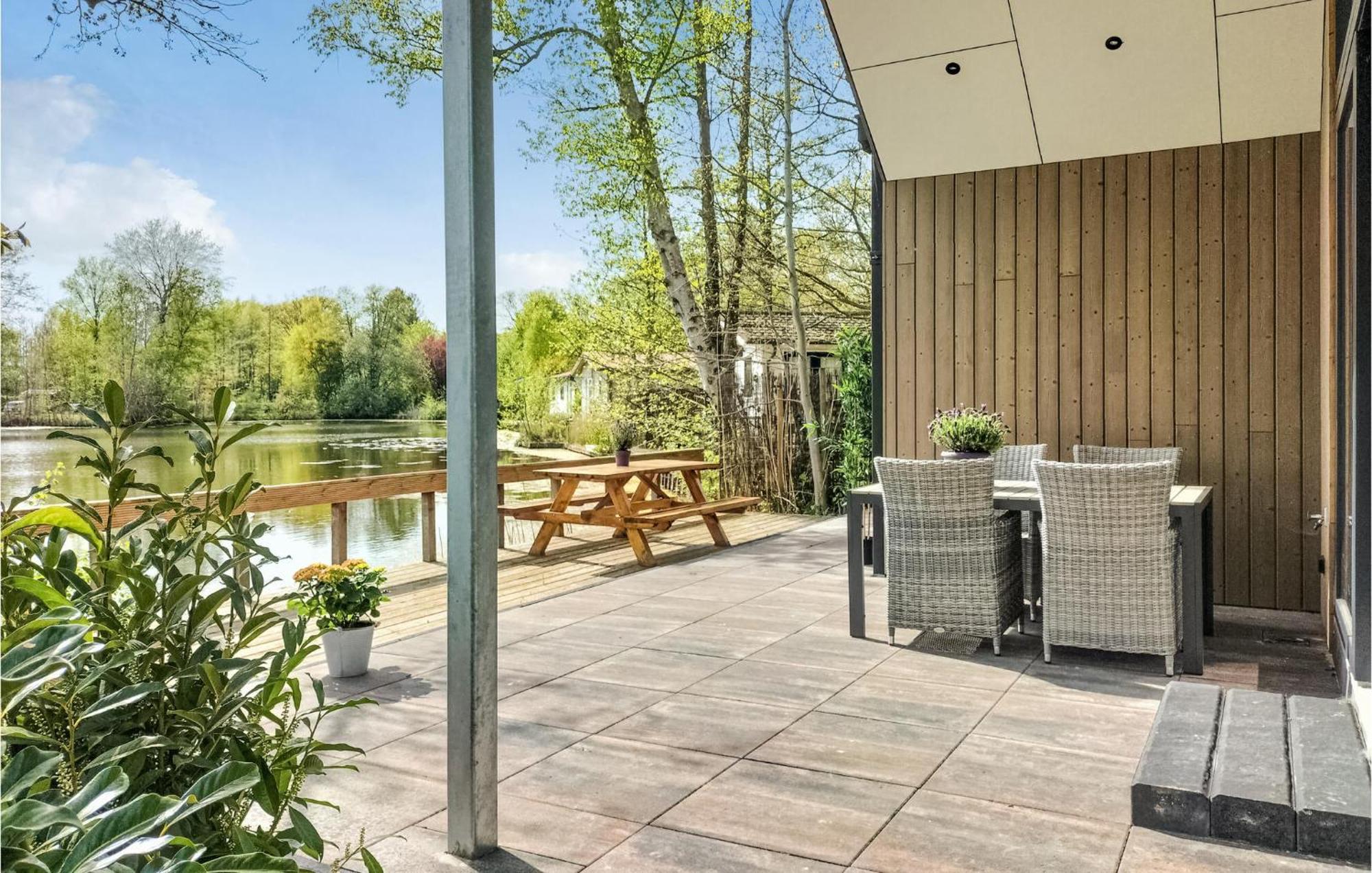 Cozy Home In Oosterwolde With Sauna Dış mekan fotoğraf